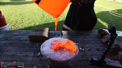Heres What Happens When You Pour Lava Onto Dry Ice Solidsmack