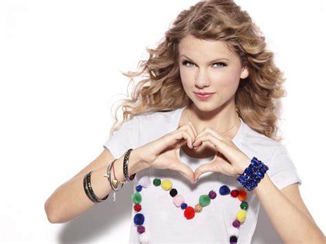 Hand Heart Taylor Swift Hd Desktop Wallpaper Widescreen High