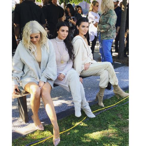 Fashion Week Kim Kardashian Kendall Et Kylie Jenner Témoins Dun