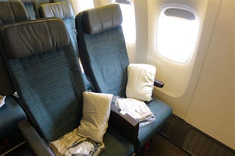 Review Of Cathay Pacific Flight From Hong Kong To London In Economy