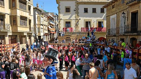 Las Fiestas De Pueblo Zaragoza Ciudad Guía De Ocio Y Turismo De