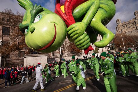 Maybe you would like to learn more about one of these? Macy's Thanksgiving Day Parade to Go Virtual for Covid-19 ...