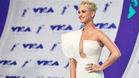 American Idol Contestant Katy Perry Kiss Not Harassment Mpr News