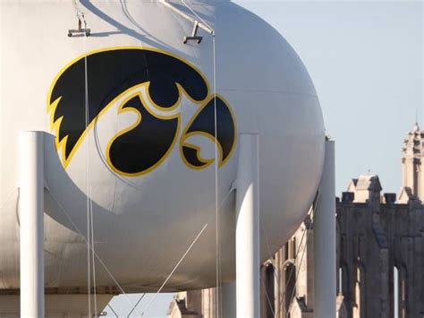 They Finally Put A Tigerhawk Logo On The Water Tower Near Kinnick