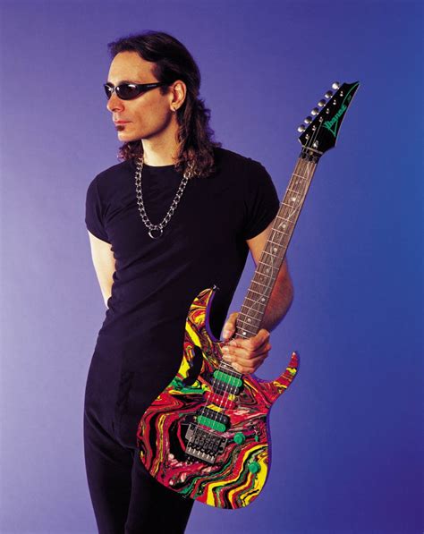 Steve Vai Melts The Crowds Faces Off For 8 Minutes Straight Super Wicked Solos Daily Rock Box