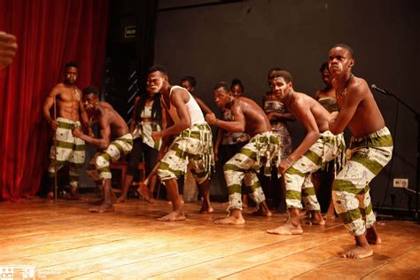 Guinea A Través De La Danza Cce Bata