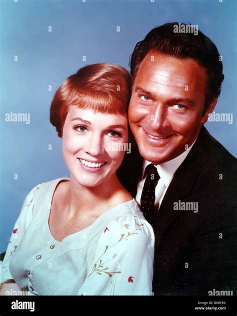 Worldwide Shipping Julie Andrews And Christopher Plummer In The Sound