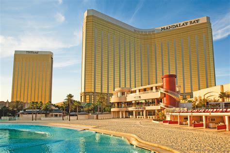 The Top Swimming Pools In Las Vegas