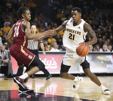 Bigs Versatility Leads Shockers To 18 Point Victory The Sunflower