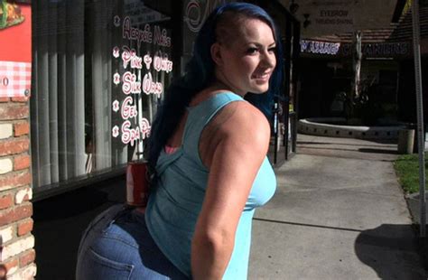 Bubble Butt Music Video Elke The Stallion Shows Off Her Bubble