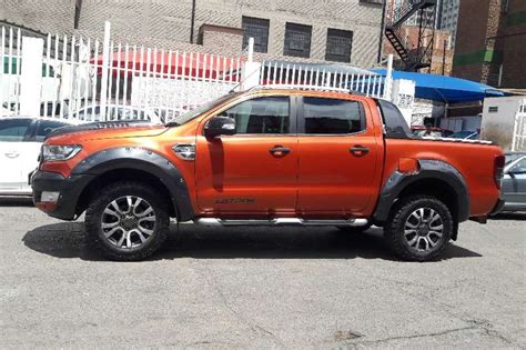Self coloured moulded front grille. Ford Ranger 3.2 double cab 4x4 Wildtrak auto for sale in ...