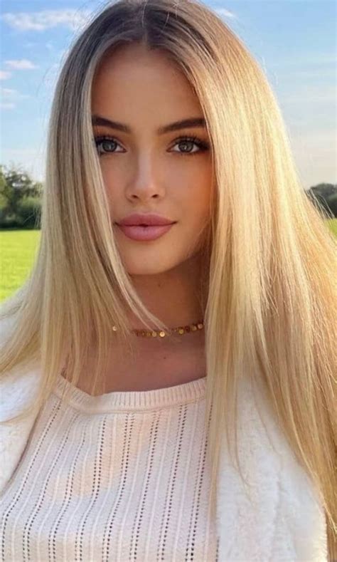 Pin By Amela Poly On Model Face Blonde Beauty Beautiful Girl Face