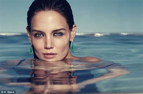 Katie Holmes Poses Nude In Throwback Snaps From H Stern Jewellery Campaign Daily Mail Online