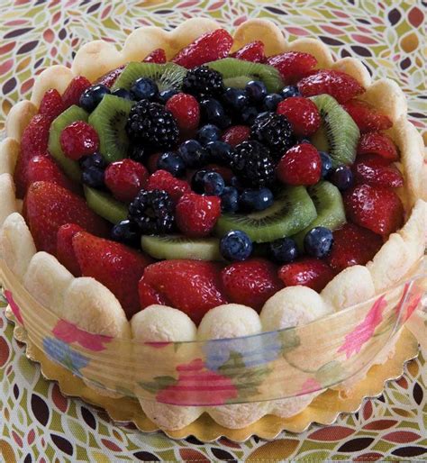 Strawberries halves added to cherry pie filling; 16 best "Lady Finger Cake" Recipes images on Pinterest | Kitchens, Lady fingers and Cake ideas