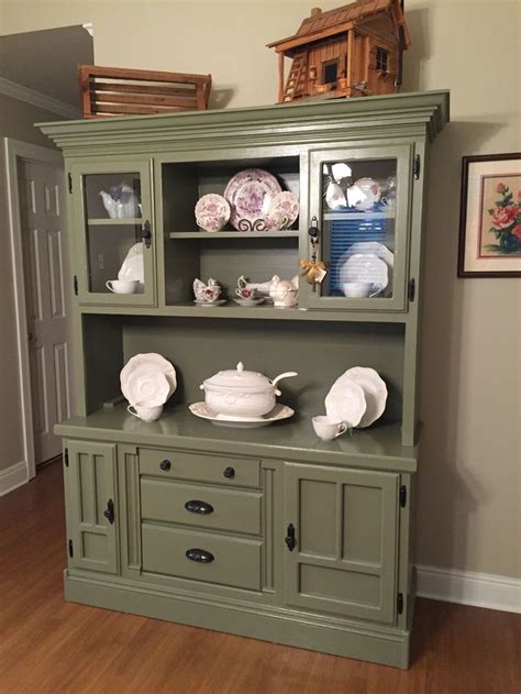 Painting kitchen cabinets with annie sloan chalk paint posted by: Pin on Dressers/Hutch/Linen press