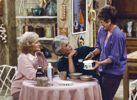 9 Very Important Decor Lessons From The Golden Girls Photos Huffpost