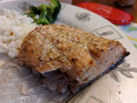 Season salmon with salt and pepper. Kittencal's Convection Oven Baked Salmon Fillets Recipe - Recipezazz.com