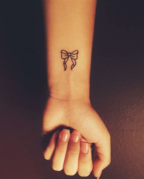 30nice Bow Tattoos Meanings Ideas And Designs Cute Tattoos On