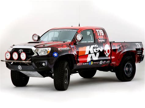 2011 Toyota Tacoma Truck 4x4 Offroad Race Racing Wallpaper 2048x1536