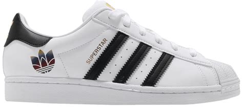 Womens shoes that are a step above the rest. Wmns Superstar 'Gold Metallic' - adidas - FX8543 | GOAT