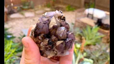 Insane California Amethyst Crystal Hunting During Christmas Youtube