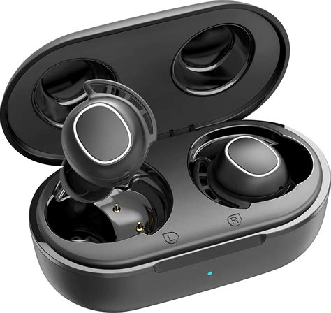 The 6 Best Wireless Earbuds For Small Ears 2021 By Experts