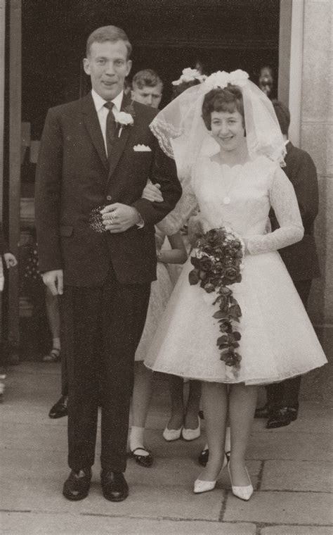 Adorable Real Vintage Wedding Photos From The 1960s Vintage Wedding Photos 1960s Wedding