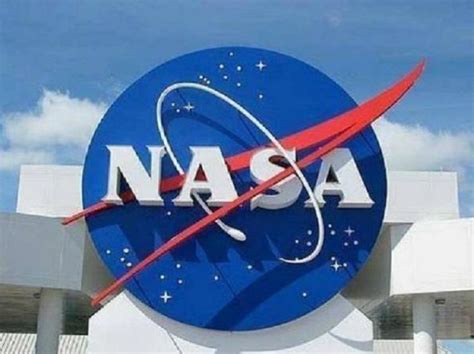 Three Us Firms Chosen To Help Nasa Land Us Astronauts On Moon Science