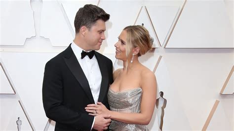 Snl Colin Jost Wears Wedding Ring After Marrying Scarlett Johansson