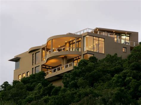 Dazzling View Located On A Cliff Edge In Knysna Heights Dazzling
