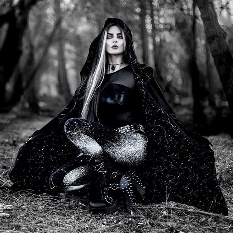 Witch Photos Halloween Photos Goth Beauty Dark Beauty Gothic Girls Dark Fashion Gothic