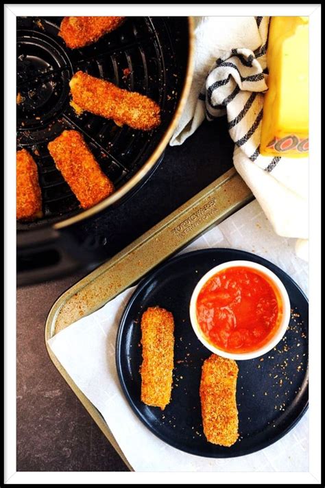 Keto Cheese Sticks Are A Low Carb Appetizer That Is Easy To Make In The