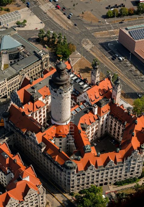 Leipzig Aus Der Vogelperspektive Gebäude Der Stadtverwaltung Rathaus