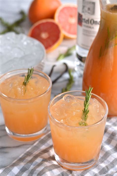 5 easy pitcher cocktails for a crowd. Pin on Looks DELISH!