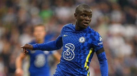 Chelsea Transfer News Blues Willing To Sell Ngolo Kante Next Summer Report Fourfourtwo