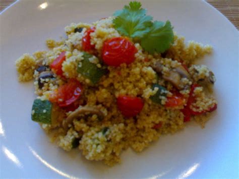 Gluteeniton eli pääasiallisesti viljaton ruokavalio on haastava, mutta myös yllättävän monipuolinen! Cous Cous-pannu - Resepti | Kotikokki.net