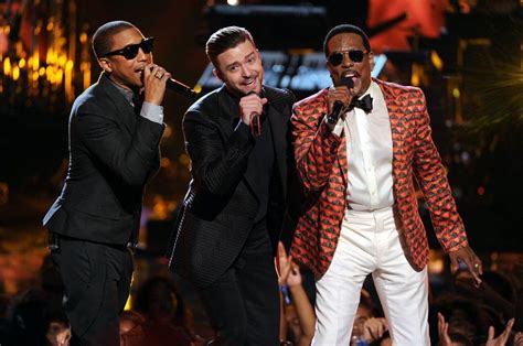 Bet Awards Big Performances Eclipse Trophy Handout Plus 5 Memorable Moments