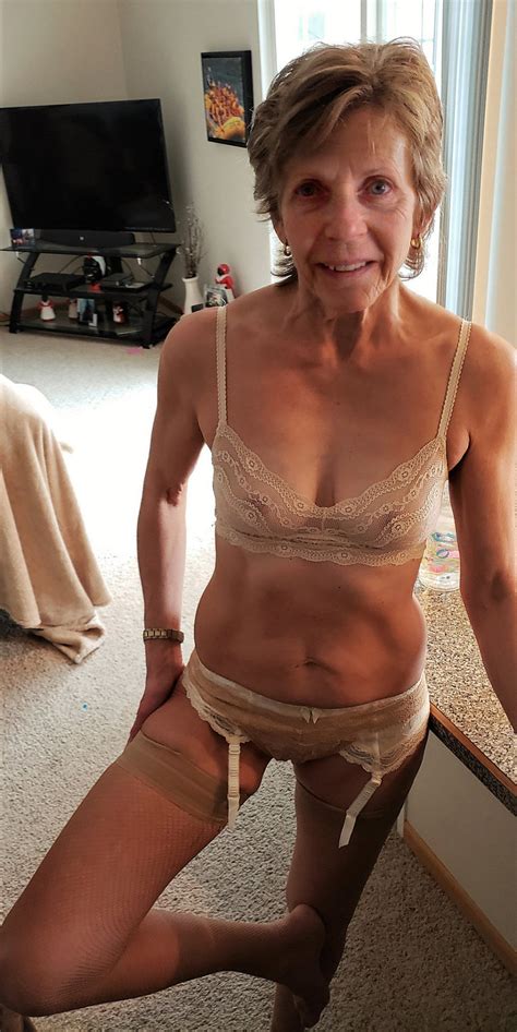 Gorgeous Skinny Grandma Porn Homemadegrannyporn Com