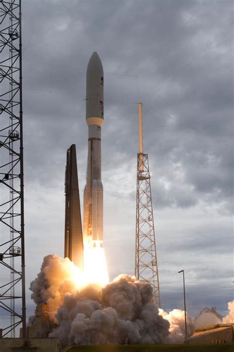 Spaceflight Now Atlas Launch Report Atlas 5 Rocket Launches Muos 2