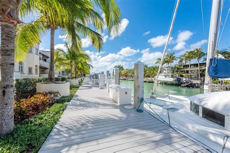Remodeled 2 Story Waterfront Townhouse In Sunset Harbour A Luxury