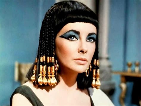 Cleopatra Ratu Nefertiti Wanita Paling Berpengaruh Di Mesir
