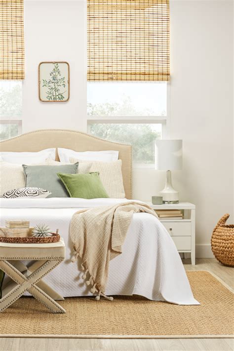 In this guide on queen bed rug placement, we'll show you the fundamentals of how to place a rug under a bed after looking at the fundamentals of bedroom rug placement, we apply these concepts specifically how to place a rug under a bed. 5 Ideas to Choose The Perfect Bedroom Area Rug | Overstock.com