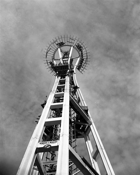 The Space Needle Turns 55 Photos Of The Skyline Staples Construction