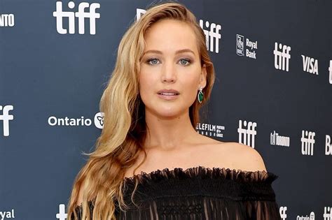 Is Jennifer Lawrence Pregnant Again Miscarriage And Health