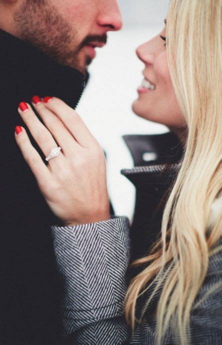55 Best Engagement Poses Inspirations For Sweet Memories 048 Christmas