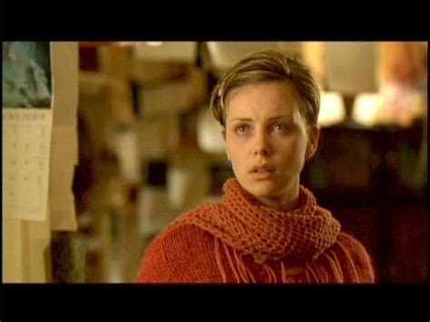 Charlize Theron Sweet November Submited Images