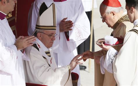 Francis At Inaugural Mass Pope Must Be Servant Inspired By Lowly National Catholic Reporter