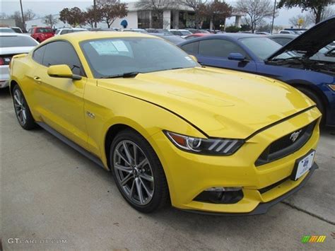 2015 Triple Yellow Tricoat Ford Mustang Gt Premium Coupe 101322542