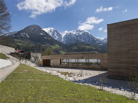 It is a virtual line of 2300 m from the. Reisen für Alle - Haus der Berge - Nationalparkzentrum ...