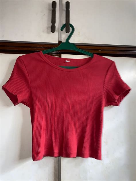 Uniqlo Ribbed Red Crop Top On Carousell